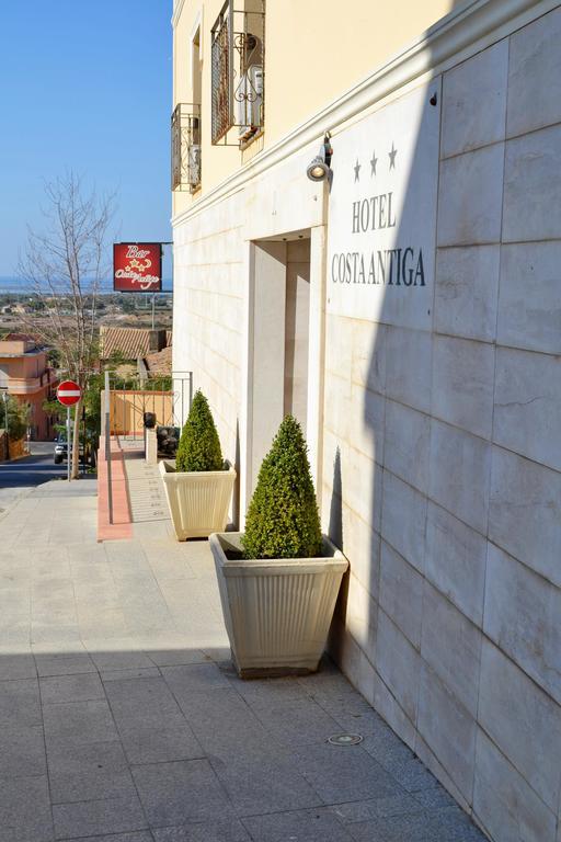 Hotel Costa Antiga SantʼAnna Arresi Exterior foto